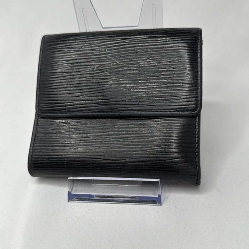 Louis Vuitton Black Epi Leather Elise Compact Tri-Fold Wallet | Unisex | Used |